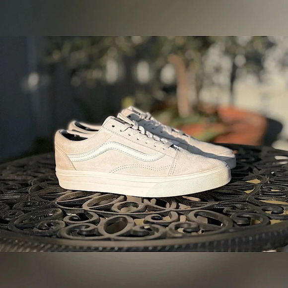Vans — Pig Suede Old Skool Shoes - Picture 1 of 7